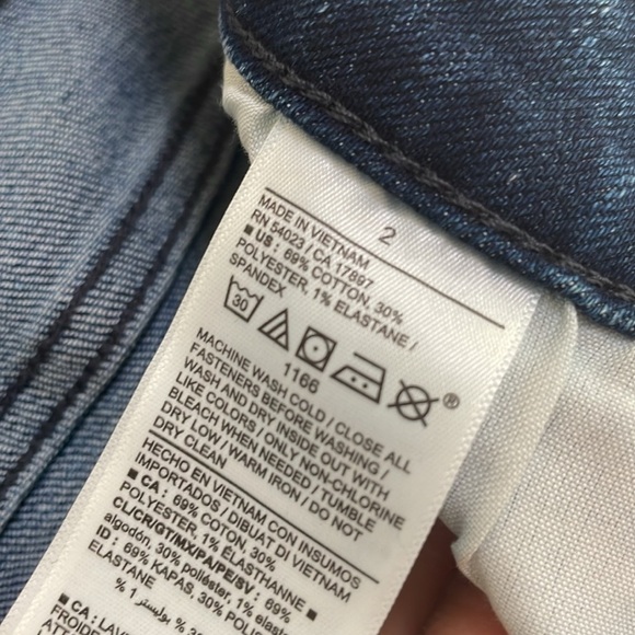 Old Navy High Rise Super Skinny Dark Wash Jeans Size 2 - Picture 4 of 6